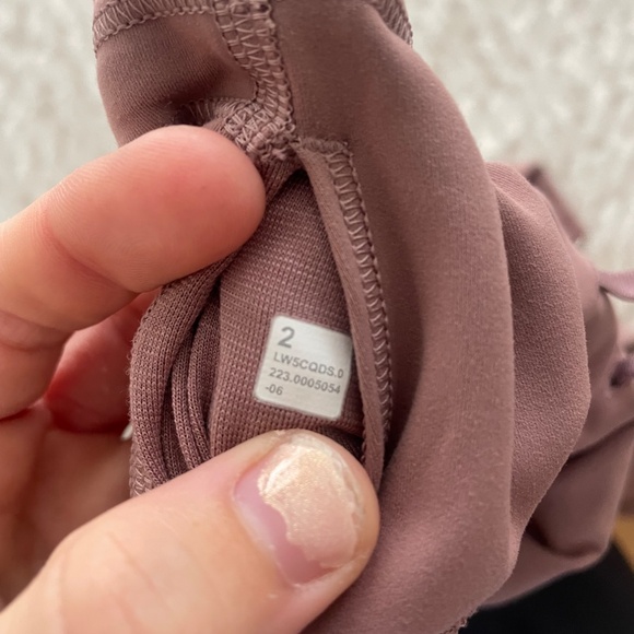 Lululemon Wunder Under Leggings - Picture 3 of 6